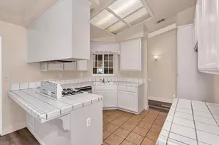 2408 Beatrice Ln, Modesto, CA 95355 - Photo 7