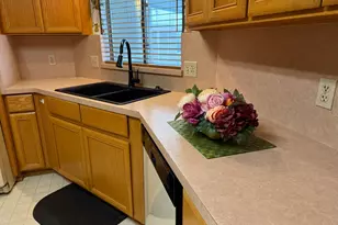 Pina, Sacramento, CA 95828 - Photo 5