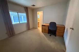 Pina, Sacramento, CA 95828 - Photo 15