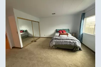 Pina, Sacramento, CA 95828 - Photo 17