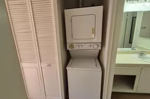 1019 Dornajo Way, Sacramento, CA 95825 - Photo 21