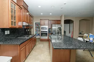 13716 Channel Ln, Waterford, CA 95386 - Photo 5