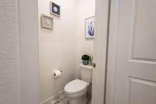 1612 Aleppo Ln, Sacramento, CA 95834 - Photo 15