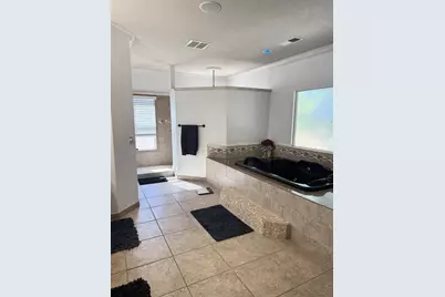21475 Cherry Glen Court, Linden, CA 95236 - Photo 5