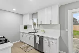 2728 Northview Dr, Sacramento, CA 95833 - Photo 7