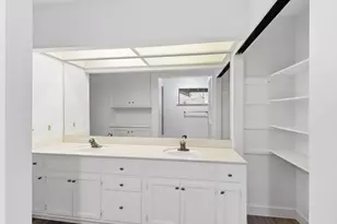 6395 Embarcadero Dr, Stockton, CA 95219 - Photo 31