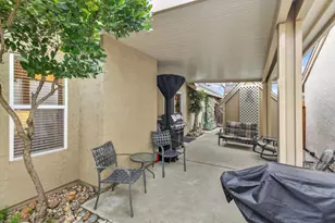 8189 Bantry Ct, Sacramento, CA 95829 - Photo 41