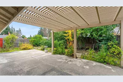 1400 Sussex Ct, Roseville, CA 95661 - Photo 33