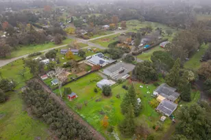 8435 Hollis St, Los Molinos, CA 96055 - Photo 35