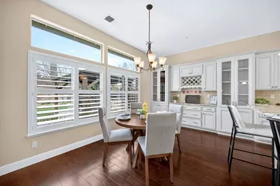 1409 W Colonial Parkway #W, Roseville, CA 95661 - Photo 11