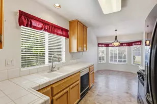 8657 Meandering Way, Antelope, CA 95843 - Photo 13