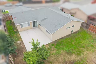 8241 S Country Way, Sacramento, CA 95828 - Photo 37