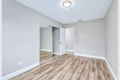 8241 S Country Way, Sacramento, CA 95828 - Photo 23