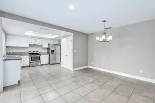 8241 S Country Way, Sacramento, CA 95828 - Photo 9