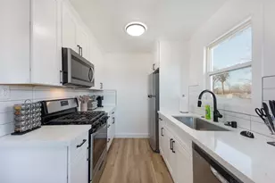 3324 V St, Sacramento, CA 95817 - Photo 11