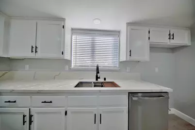 5859 Central Avenue, Newark, CA 94560 - Photo 9