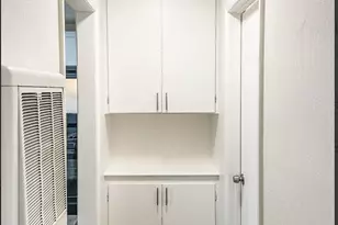 2372 Albatross Wy, Sacramento, CA 95815 - Photo 17