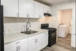 2372 Albatross Wy, Sacramento, CA 95815 - Photo 13