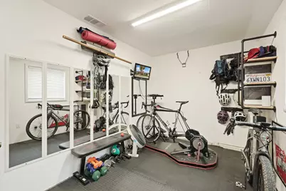 2202 N Stockton Street, Stockton, CA 95204 - Photo 23