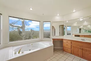 14055 Bluff Dr, Lockeford, CA 95237 - Photo 23