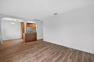 2812 Plover St, Sacramento, CA 95815 - Photo 5