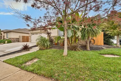 12389 Muir Trail Way, Rancho Cordova, CA 95742 - Photo 3