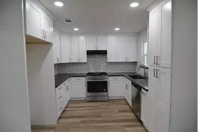 7536 Cosgrove Way, Sacramento, CA 95822 - Photo 9