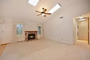 106 Rhoades Way, Folsom, CA 95630 - Photo 9