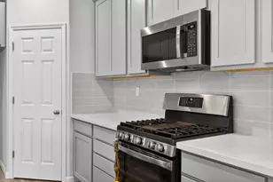 9453 Del Seis Dr, Sacramento, CA 95829 - Photo 19