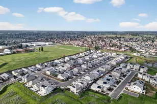 9453 Del Seis Dr, Sacramento, CA 95829 - Photo 55