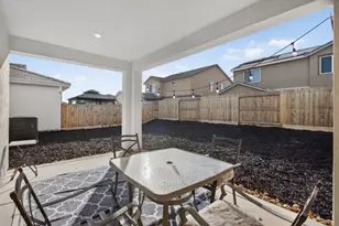 9453 Del Seis Dr, Sacramento, CA 95829 - Photo 47