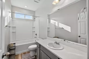 9453 Del Seis Dr, Sacramento, CA 95829 - Photo 37