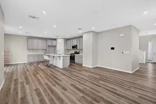 9453 Del Seis Dr, Sacramento, CA 95829 - Photo 13