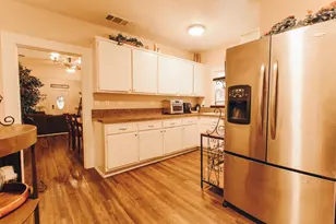 6870 14th Ave, Sacramento, CA 95820 - Photo 37