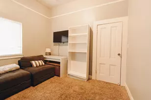 6870 14th Ave, Sacramento, CA 95820 - Photo 49