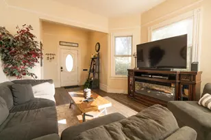 6870 14th Ave, Sacramento, CA 95820 - Photo 9