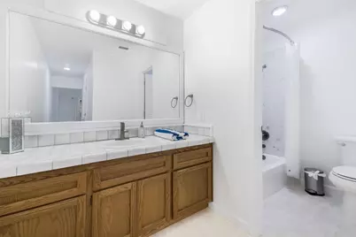 5640 Verner Oak Court #2, Sacramento, CA 95841 - Photo 23