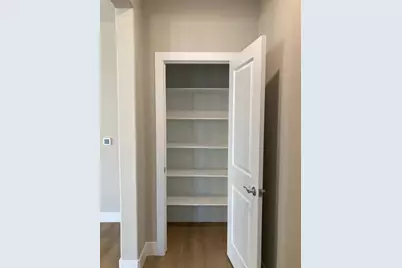 10350 Ducasse Way, Elk Grove, CA 95757 - Photo 21