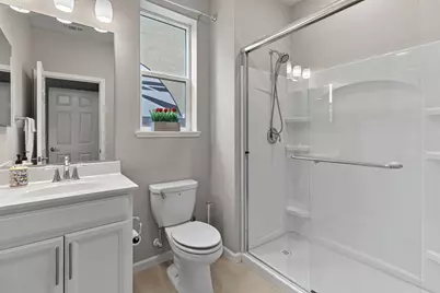 8695 Esperia Way, Sacramento, CA 95828 - Photo 9