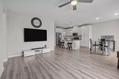 8695 Esperia Way, Sacramento, CA 95828 - Photo 17