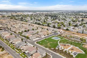 8695 Esperia Wy, Sacramento, CA 95828 - Photo 25