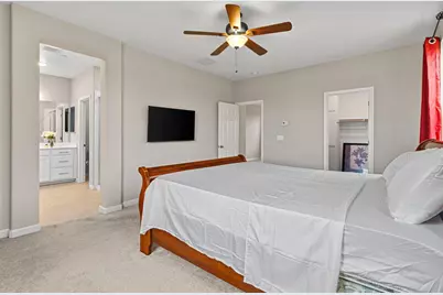 8695 Esperia Way, Sacramento, CA 95828 - Photo 13