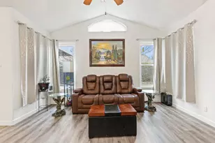 1090 Portola Valley Rd, Yuba City, CA 95993 - Photo 17