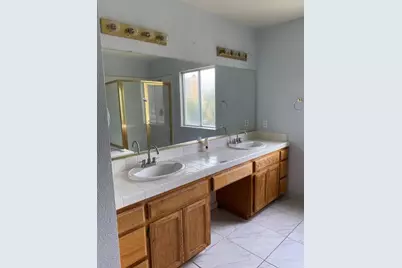 853 Neal Court, Los Banos, CA 93635 - Photo 13