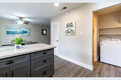 8913 Salmon Falls Drive #D, Sacramento, CA 95826 - Photo 11