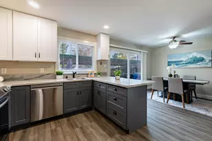 8913 Salmon Falls Dr, Sacramento, CA 95826 - Photo 3