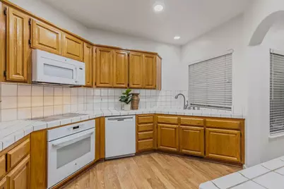 4138 Quiet Meadow Court, Fair Oaks, CA 95628 - Photo 9