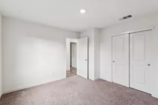 4332 Silver Cedar Ln, Sacramento, CA 95834 - Photo 11