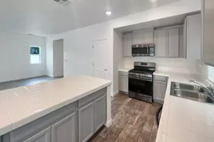 3710 Roseparke Way, Sacramento, CA 95834 - Photo 11