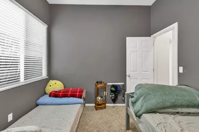 8679 Spring House Way, Elk Grove, CA 95624 - Photo 27